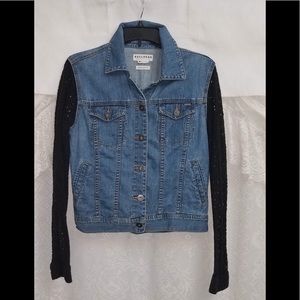 😍😍Great add to your closet 😍😍